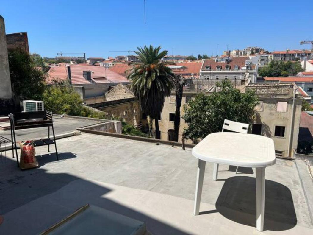Апартаменты Apartamento Com Terraco E Churrasqueira Лиссабон Экстерьер фото