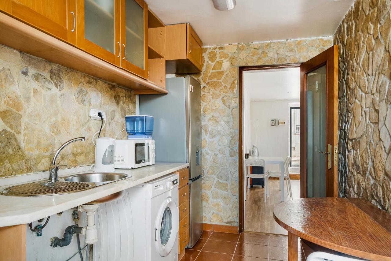 Апартаменты Apartamento Com Terraco E Churrasqueira Лиссабон Экстерьер фото